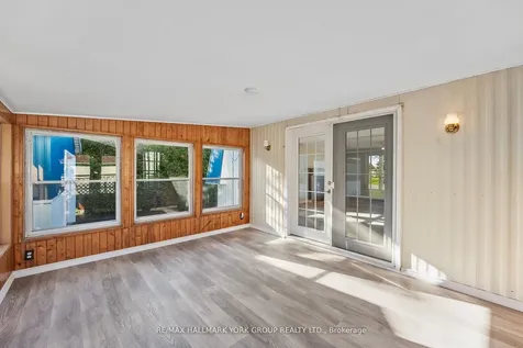 52 Damsel Circle Georgina ON L0E 1R0