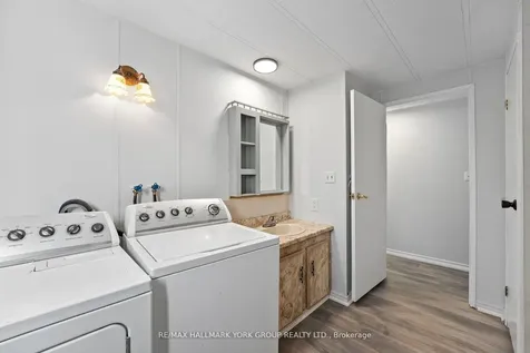 52 Damsel Circle Georgina ON L0E 1R0