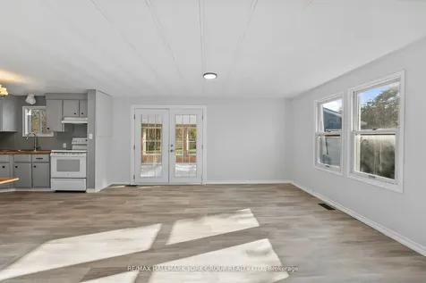 52 Damsel Circle Georgina ON L0E 1R0