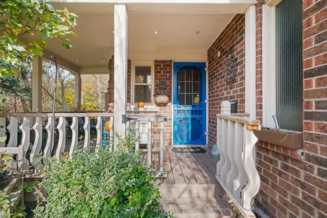 106 Seaton Drive Aurora ON L4G 3X1