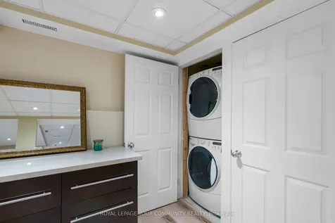 106 Seaton Drive Aurora ON L4G 3X1