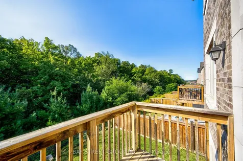 68 Homer Crescent Aurora ON L4G 1A6