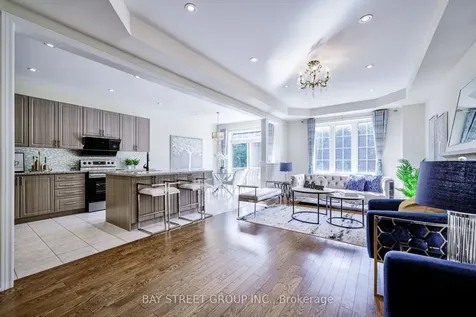 68 Homer Crescent Aurora ON L4G 1A6