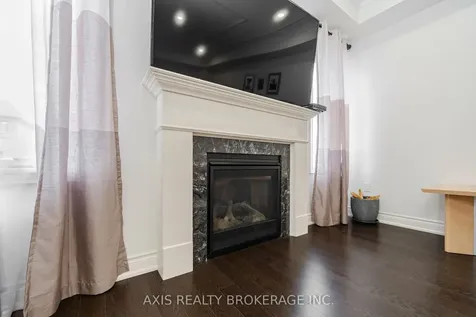 17 Grinnel Road East Gwillimbury ON L9N 0X5