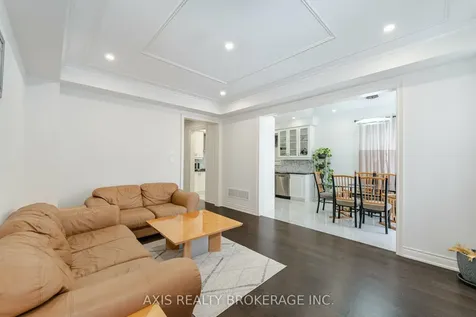 17 Grinnel Road East Gwillimbury ON L9N 0X5