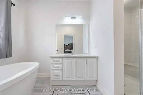 17 Grinnel Road East Gwillimbury ON L9N 0X5