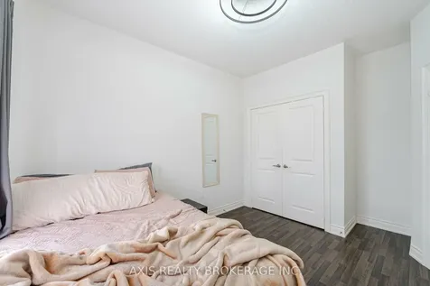 17 Grinnel Road East Gwillimbury ON L9N 0X5