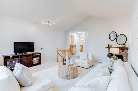 126 Rush Road Aurora ON L4G 7G5