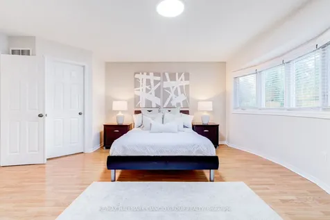 126 Rush Road Aurora ON L4G 7G5