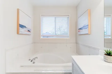 126 Rush Road Aurora ON L4G 7G5