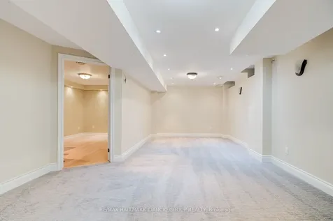 126 Rush Road Aurora ON L4G 7G5