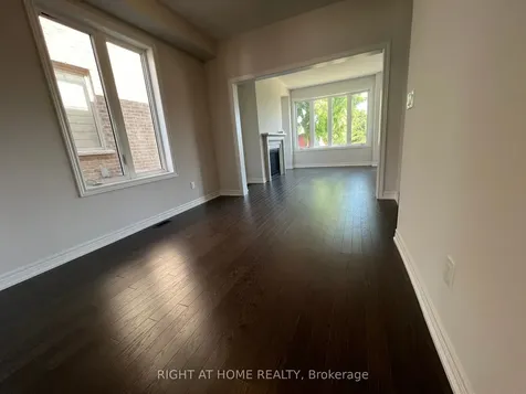 34 Sam Battaglia Crescent Georgina ON L0G 1R0