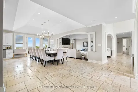 29 Grandview Crescent Bradford West Gwillimbury ON L3Z 2A5