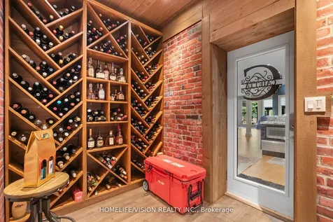 29 Grandview Crescent Bradford West Gwillimbury ON L3Z 2A5