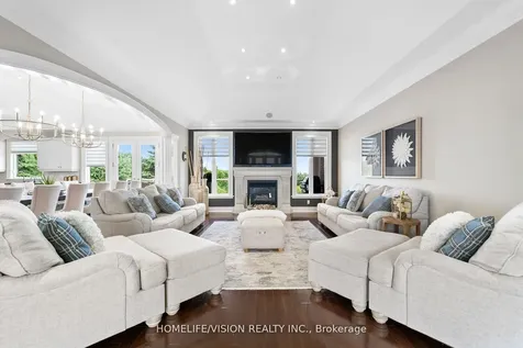 29 Grandview Crescent Bradford West Gwillimbury ON L3Z 2A5