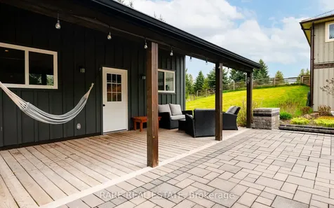 8630 25th Side Road Adjala-tosorontio ON L9R 1V1