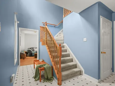 2 Trillium Trail Adjala-tosorontio ON L0M 1J0