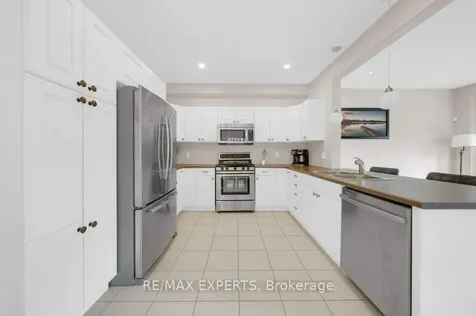 73 Quigley Street Essa ON L3W 0P5