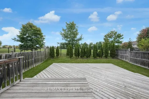 73 Quigley Street Essa ON L3W 0P5