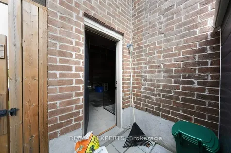 73 Quigley Street Essa ON L3W 0P5