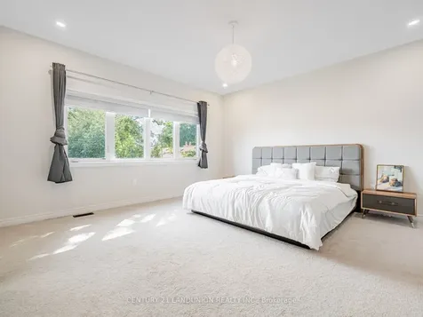 233 Butternut Ridge Trail Aurora ON L4G 3P1