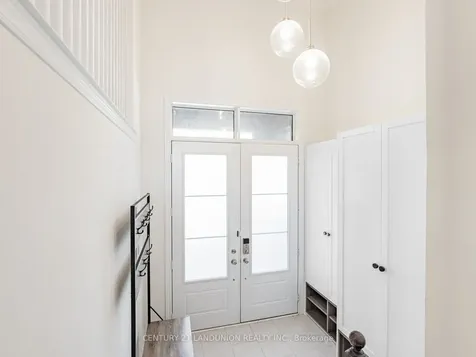 233 Butternut Ridge Trail Aurora ON L4G 3P1