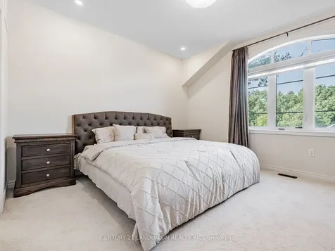 233 Butternut Ridge Trail Aurora ON L4G 3P1