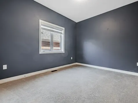 233 Butternut Ridge Trail Aurora ON L4G 3P1