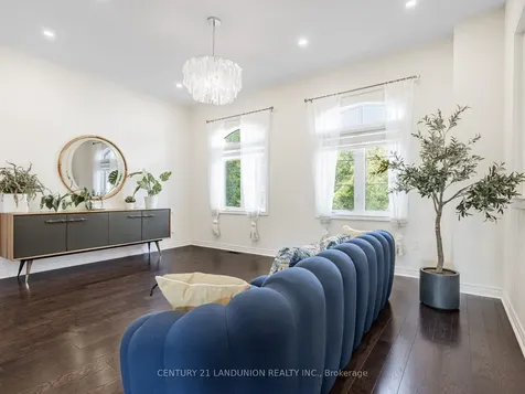 233 Butternut Ridge Trail Aurora ON L4G 3P1