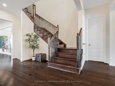 233 Butternut Ridge Trail Aurora ON L4G 3P1