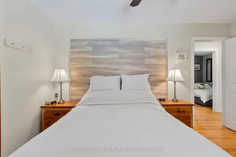 15 Burbank Circle Adjala-tosorontio ON L0M 1J0