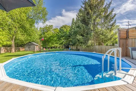 15 Burbank Circle Adjala-tosorontio ON L0M 1J0