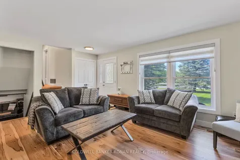 15 Burbank Circle Adjala-tosorontio ON L0M 1J0