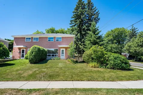 2 Lee Gate Aurora ON L4G 2J7