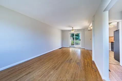 2 Lee Gate Aurora ON L4G 2J7