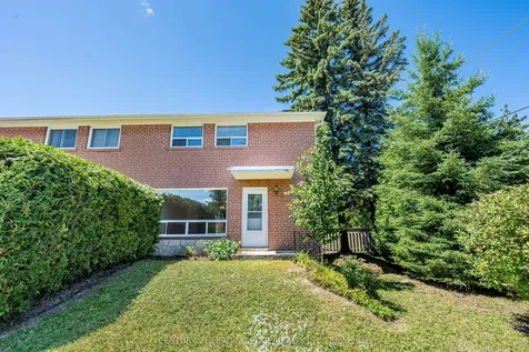 2 Lee Gate Aurora ON L4G 2J7