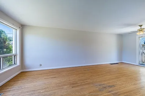 2 Lee Gate Aurora ON L4G 2J7