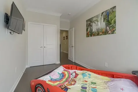 12 Laskin Drive Vaughan ON L6A 5A4