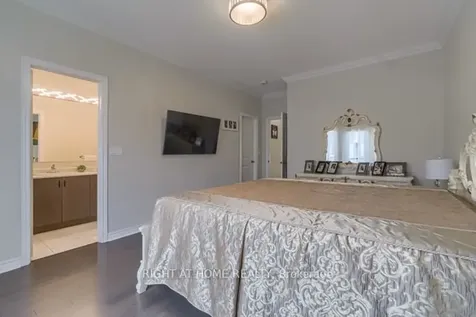 12 Laskin Drive Vaughan ON L6A 5A4