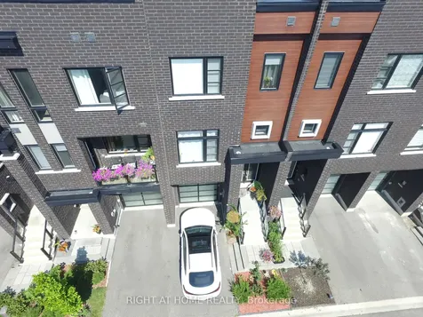 12 Laskin Drive Vaughan ON L6A 5A4