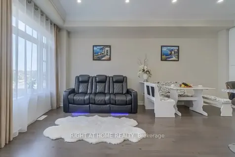 12 Laskin Drive Vaughan ON L6A 5A4