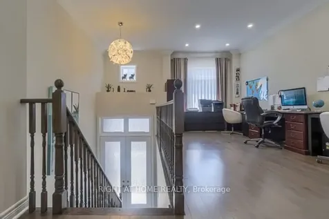 12 Laskin Drive Vaughan ON L6A 5A4