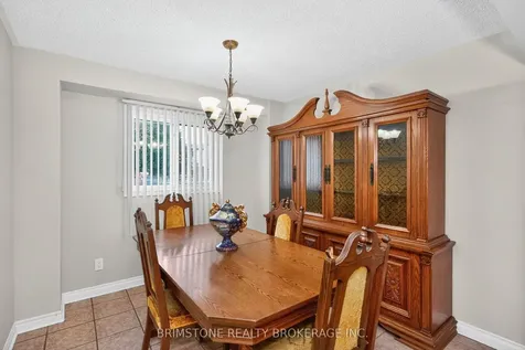 16 Northgate Drive Bradford West Gwillimbury ON L3Z 2H5
