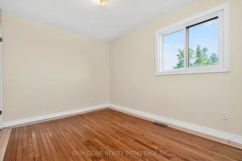 16 Northgate Drive Bradford West Gwillimbury ON L3Z 2H5