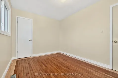 16 Northgate Drive Bradford West Gwillimbury ON L3Z 2H5