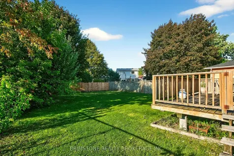 16 Northgate Drive Bradford West Gwillimbury ON L3Z 2H5