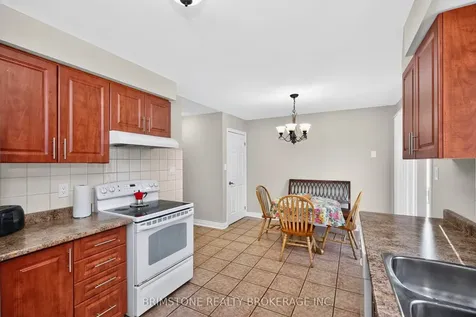 16 Northgate Drive Bradford West Gwillimbury ON L3Z 2H5