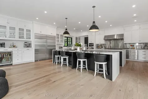880 Shoreview Drive Innisfil ON L9S 5A7
