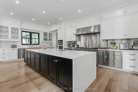 880 Shoreview Drive Innisfil ON L9S 5A7