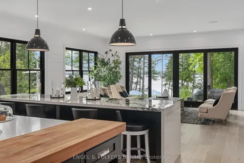 880 Shoreview Drive Innisfil ON L9S 5A7